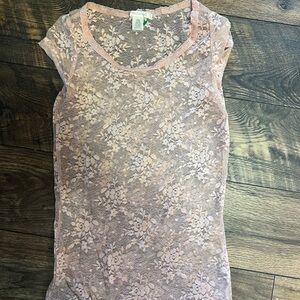 Trendy pink lace top